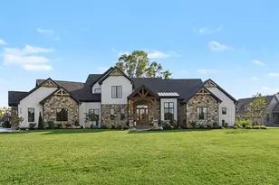 9798 Christian Ct, Hamilton Township, OH 45140 - Photo 1