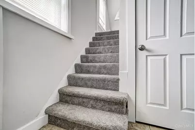 1575 Dixmont Avenue, Cincinnati, OH 45207 - Photo 31