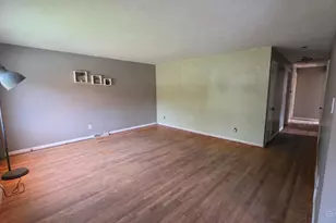 1054 Brooke Ave, Anderson Township, OH 45230 - Photo 9