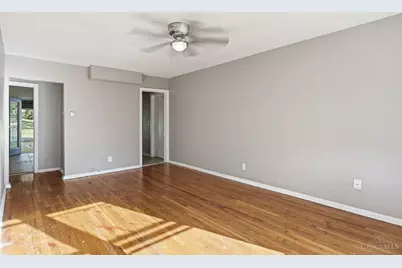 6814 Warder Drive, Springfield Township, OH 45224 - Photo 9
