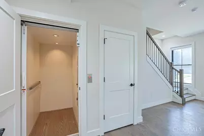 2916 Robertson Avenue, Cincinnati, OH 45209 - Photo 7