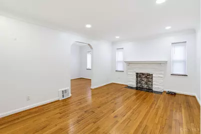 2034 Sundale Ave, Cincinnati, OH 45239 - Photo 3
