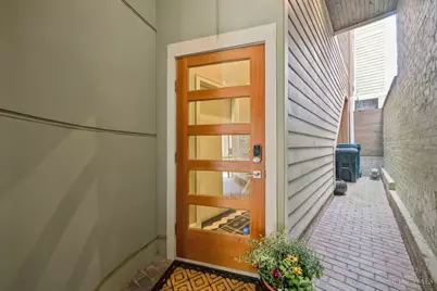208 Wade Street, Cincinnati, OH 45202 - Photo 3