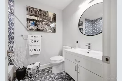 208 Wade Street, Cincinnati, OH 45202 - Photo 29
