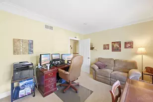 6955 Hunters Close, Hamilton Township, OH 45039 - Photo 7