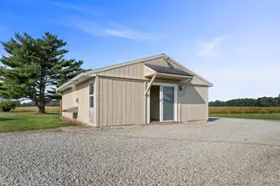 9185 Cold Corner Rd, Lewis Township, OH 45121 - Photo 13