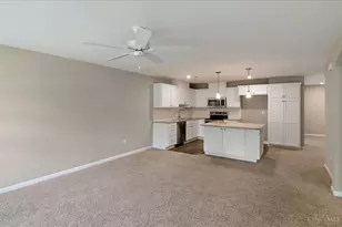 485 Greendell Bend, Fairborn, OH 45324 - Photo 7