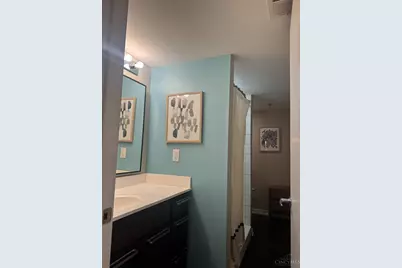 1415 Vine Street #301, Cincinnati, OH 45202 - Photo 11