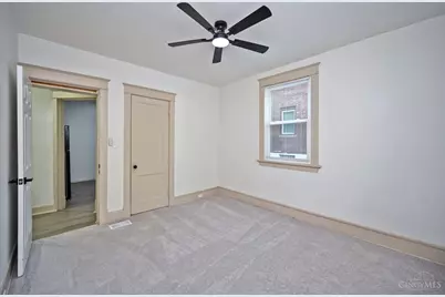 395 Elberon Avenue, Cincinnati, OH 45205 - Photo 23