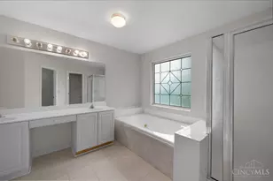8092 Thistlewood Dr, West Chester, OH 45069 - Photo 29