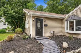 8914 Cherry St, Blue Ash, OH 45242 - Photo 3