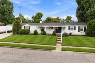 1221 James Rd, Hamilton, OH 45013 - Photo 1