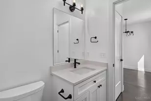 5766 Sanctuary Pl, Cincinnati, OH 45230 - Photo 17