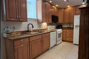 348 Thrall St, Cincinnati, OH 45220 - Photo 7