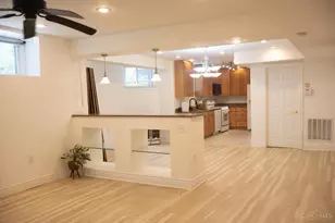 348 Thrall St, Cincinnati, OH 45220 - Photo 5
