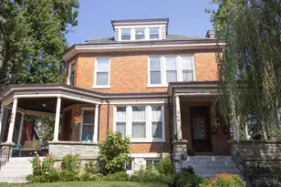 348 Thrall St, Cincinnati, OH 45220 - Photo 1
