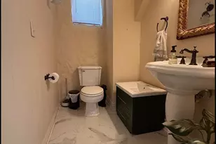 348 Thrall St, Cincinnati, OH 45220 - Photo 9