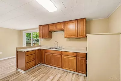 303 Brown Street, Bethel, OH 45106 - Photo 7