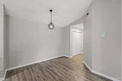 5985 Meadow Creek Drive #9, Miami Township, OH 45150 - Photo 5