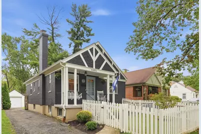 6974 Cambridge Avenue, Mariemont, OH 45227 - Photo 3