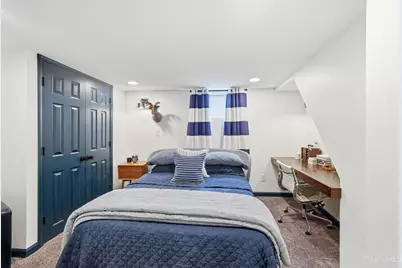 6974 Cambridge Avenue, Mariemont, OH 45227 - Photo 27