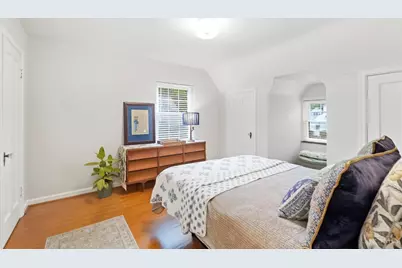 6989 Cambridge Avenue, Mariemont, OH 45227 - Photo 15