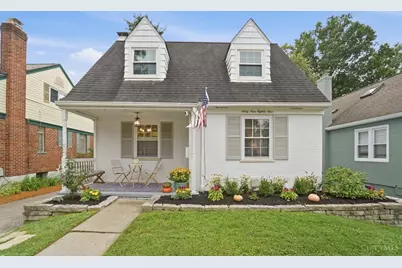 6989 Cambridge Avenue, Mariemont, OH 45227 - Photo 1