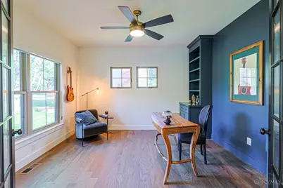 9200 Village Green Drive, Montgomery, OH 45242 - Photo 15
