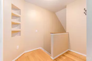 7492 Mansion Cir, Deerfield Township, OH 45040 - Photo 5