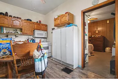 216 Linden Street, Elmwood Place, OH 45216 - Photo 15