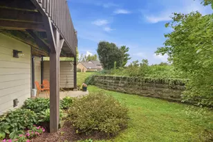 2211 Clough Ridge Dr, Anderson Township, OH 45230 - Photo 23