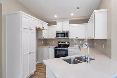 425 Pilot Point #1-305, Vandalia, OH 45377 - Photo 5
