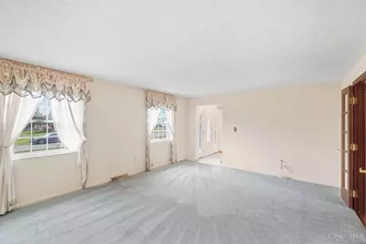7637 Delview Drive, West Chester, OH 45069 - Photo 3