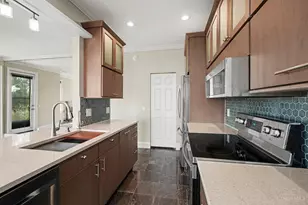 390 Grand Ave, Cincinnati, OH 45205 - Photo 5