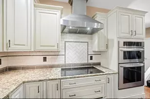 7649 Hunters Tr, West Chester, OH 45069 - Photo 7