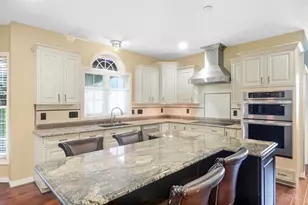 7649 Hunters Tr, West Chester, OH 45069 - Photo 5