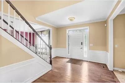 7649 Hunters Trail, West Chester, OH 45069 - Photo 3
