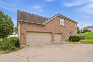 7649 Hunters Tr, West Chester, OH 45069 - Photo 15
