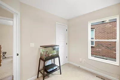 1940 Redbud Drive, Hamilton, OH 45013 - Photo 21