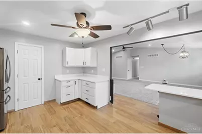 6821 Rackview Road, Green Township, OH 45248 - Photo 21