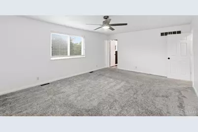 6821 Rackview Road, Green Township, OH 45248 - Photo 27