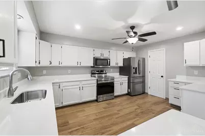 6821 Rackview Road, Green Township, OH 45248 - Photo 17