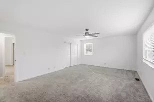 6821 Rackview Rd, Green Township, OH 45248 - Photo 29