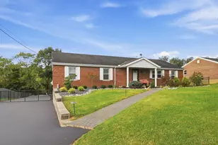 6821 Rackview Rd, Green Township, OH 45248 - Photo 3