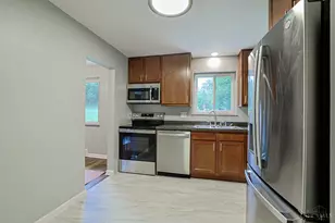 5435 Bonita Dr, Delhi Township, OH 45238 - Photo 13