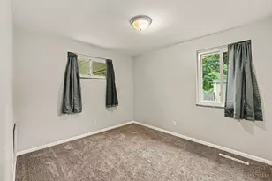 218 Forest Ave, Batavia, OH 45103 - Photo 5