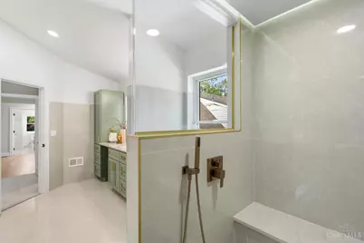 3834 Petoskey Avenue, Mariemont, OH 45227 - Photo 27
