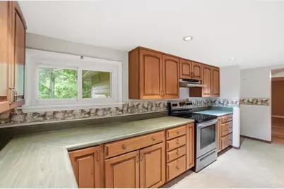 6951 Lesourdsville West Chester Road, Liberty Township, OH 45011 - Photo 15