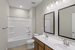 2552 Golden Leaf Dr, Beavercreek, OH 45431 - Photo 21