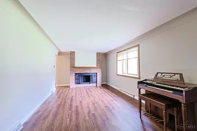 6051 Jerry Lee Drive, Miami Township, OH 45150 - Photo 5